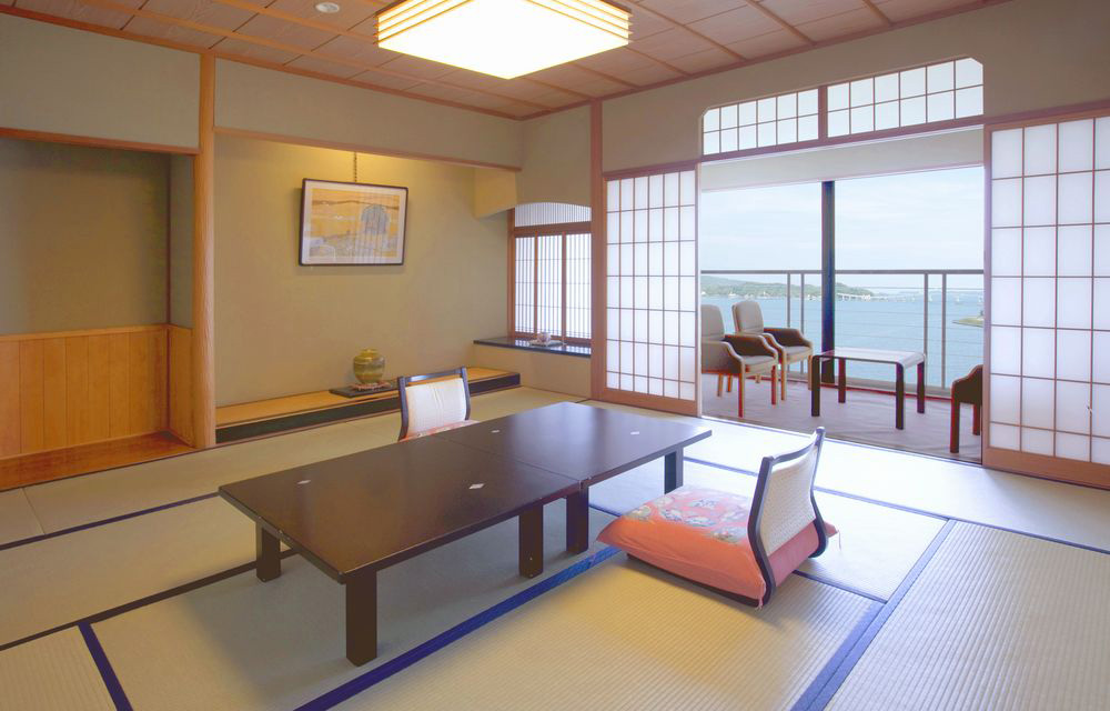 可眺望日本海的客房